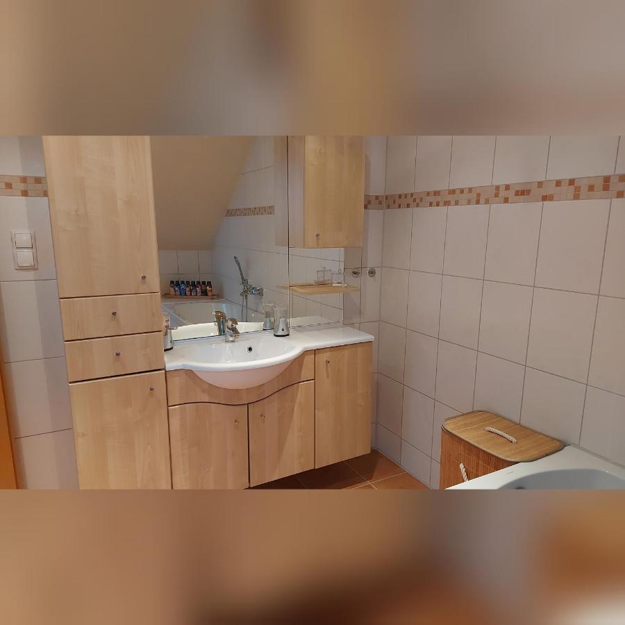 Ferienwohnung -Auszeit-Sayn بندورف المظهر الخارجي الصورة
